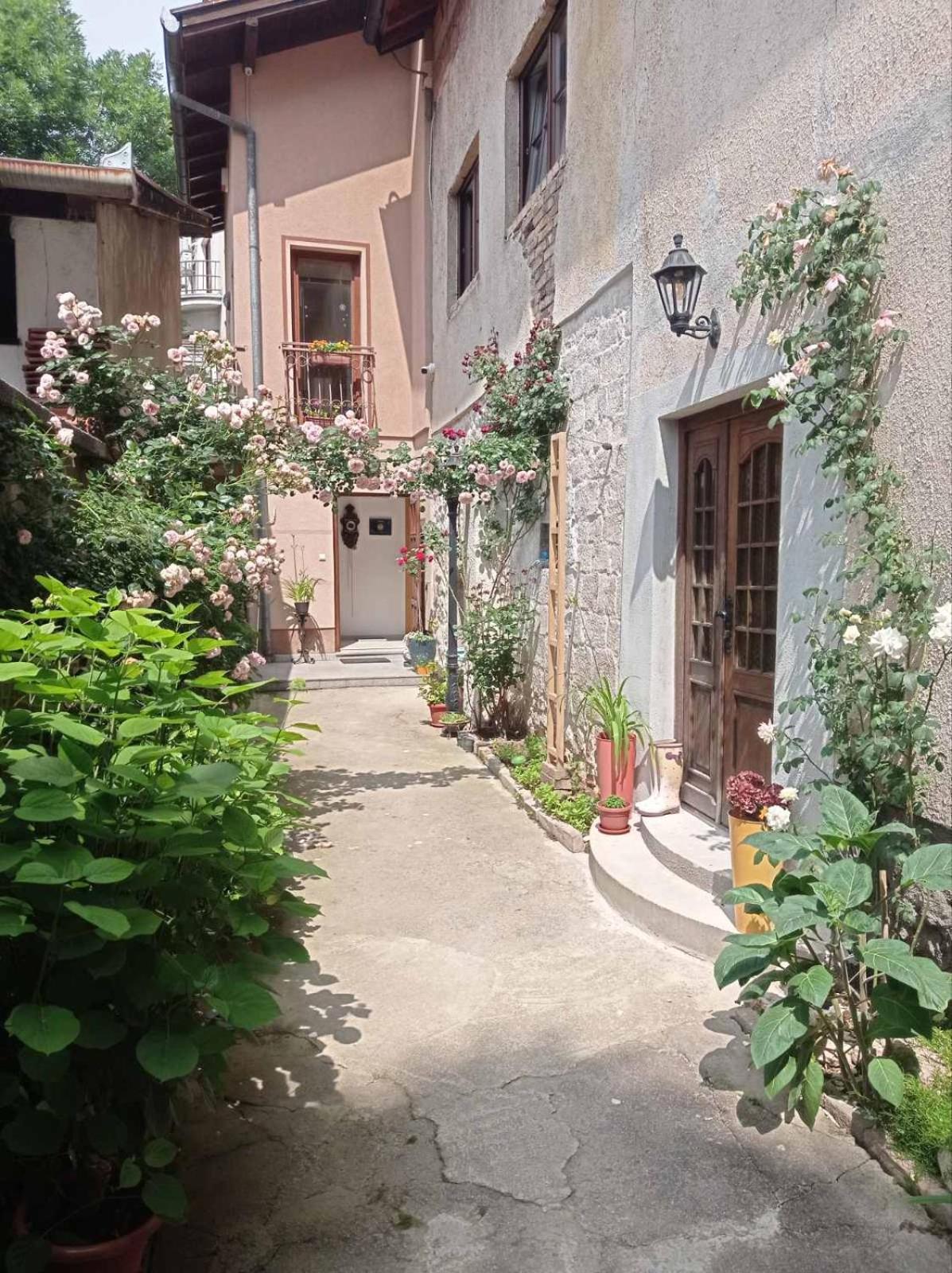 Abaguesthouse ซาราเยโว ภายนอก รูปภาพ